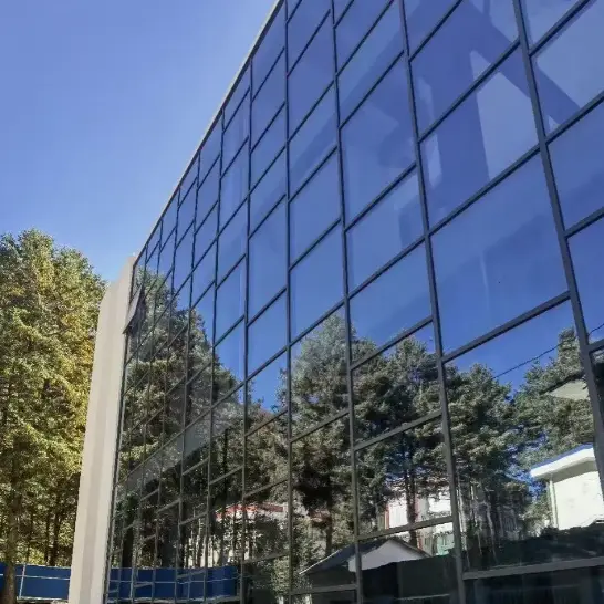 ফ্রেমযুক্ত কার্টেন ওয়াল