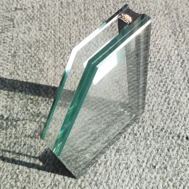 দরজা এবং জানালার জন্য উত্তাপ গ্লাস